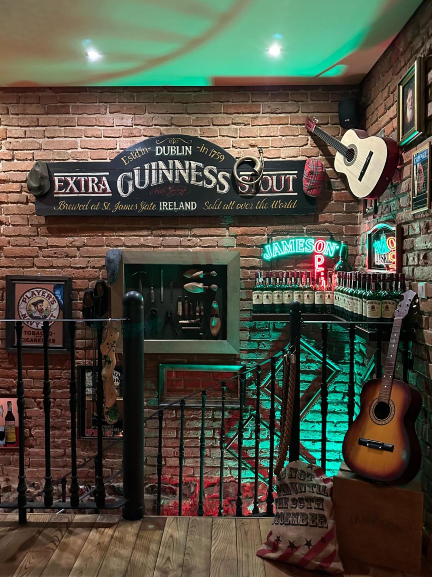 Shoemaker Irish Pub & Accommodation Κίελτσε Εξωτερικό φωτογραφία
