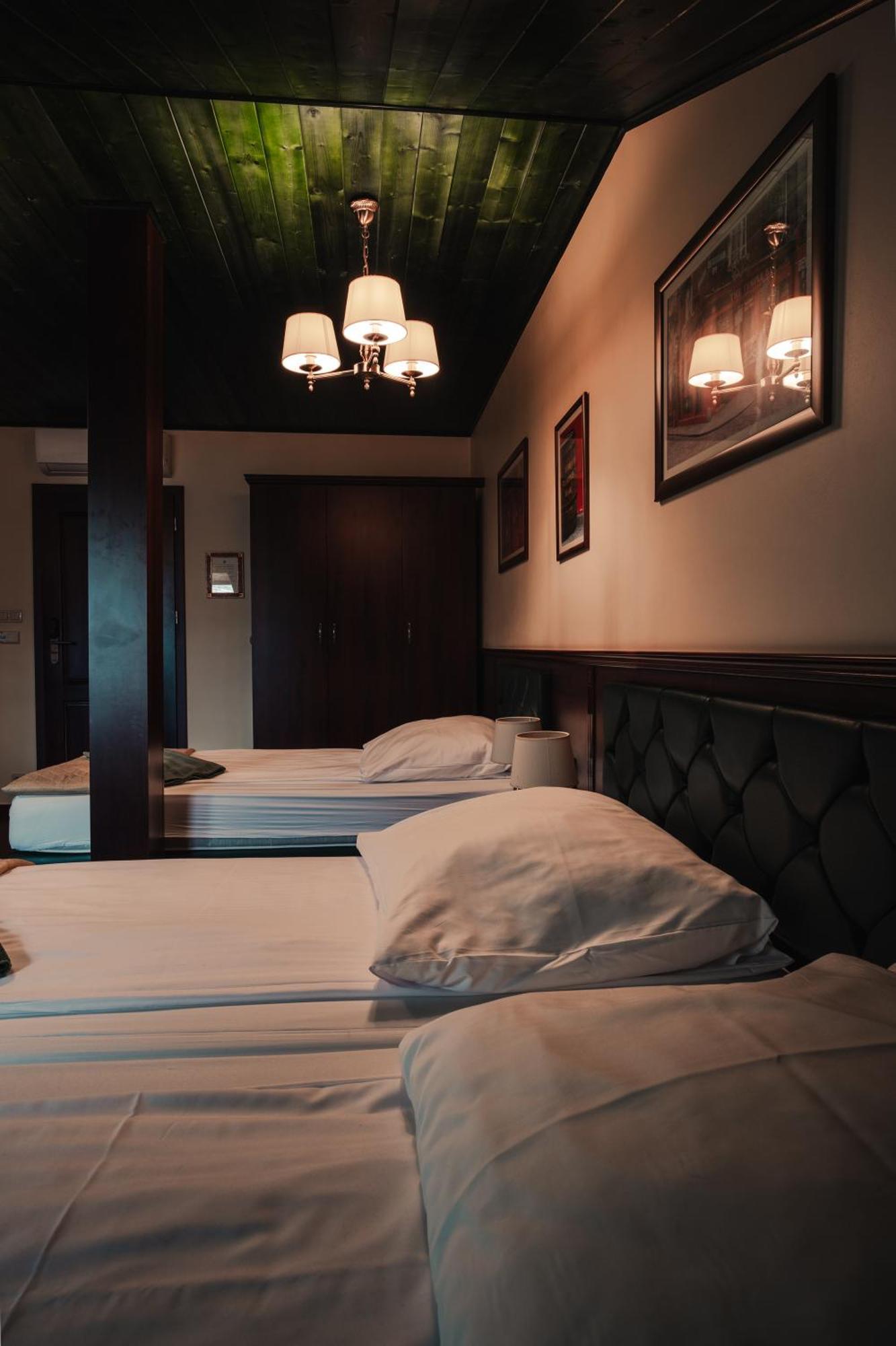 Shoemaker Irish Pub & Accommodation Κίελτσε Εξωτερικό φωτογραφία