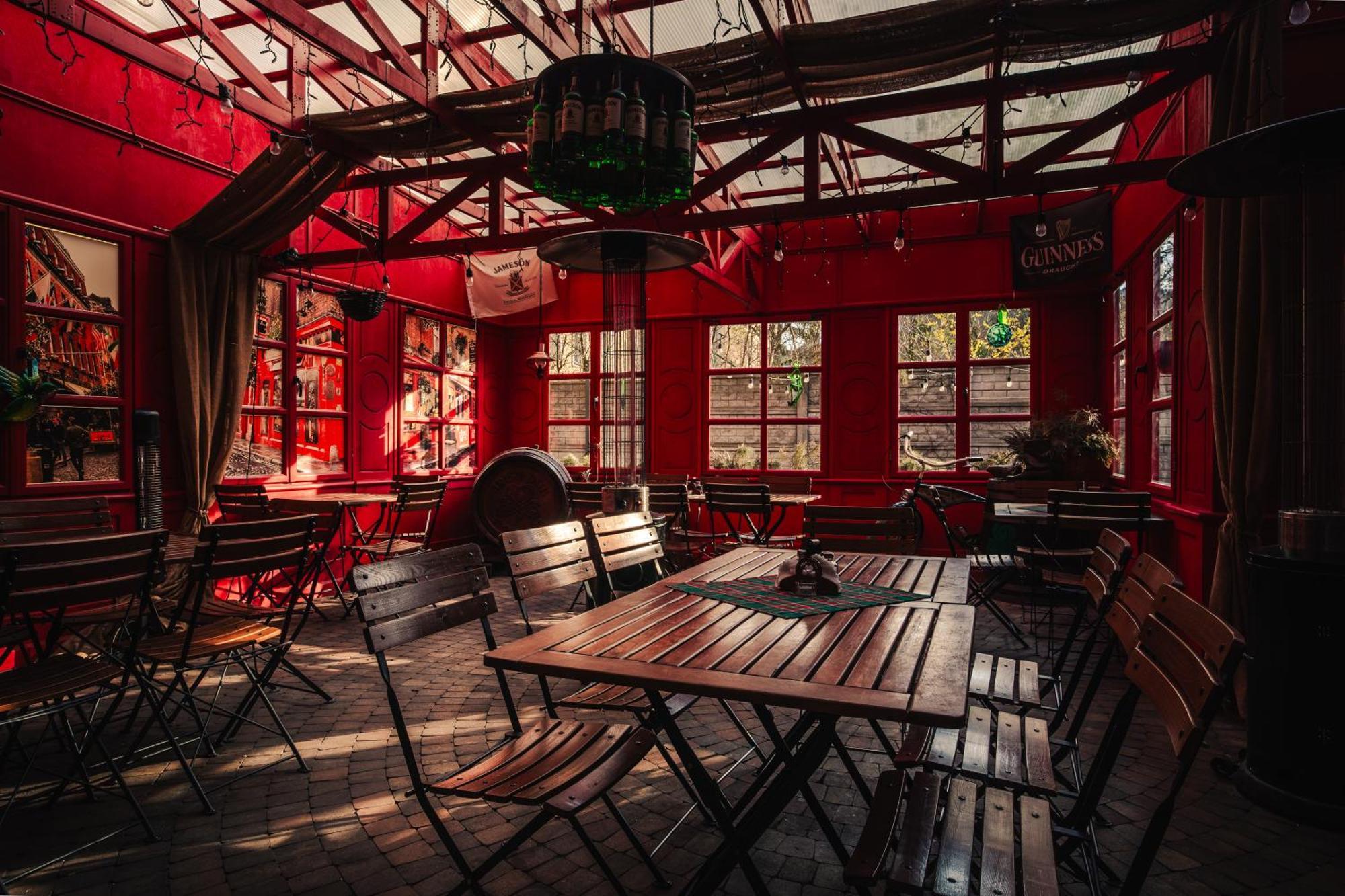 Shoemaker Irish Pub & Accommodation Κίελτσε Εξωτερικό φωτογραφία