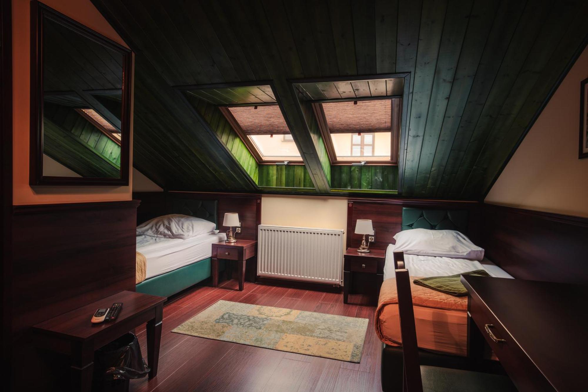 Shoemaker Irish Pub & Accommodation Κίελτσε Εξωτερικό φωτογραφία